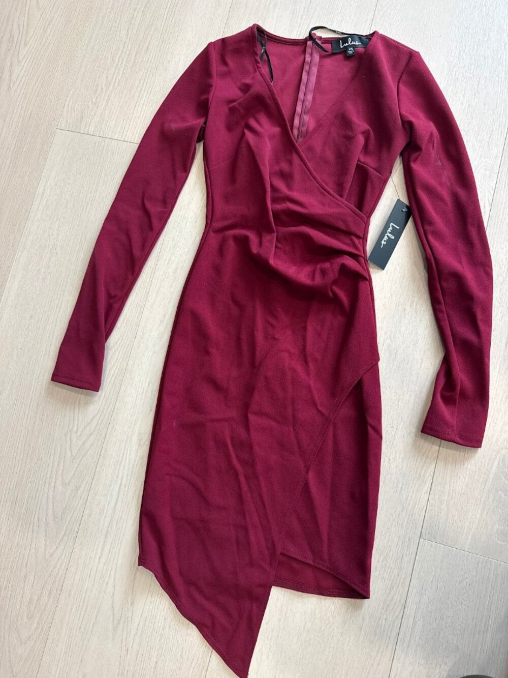 NWT Lulus XS Maroon Dress